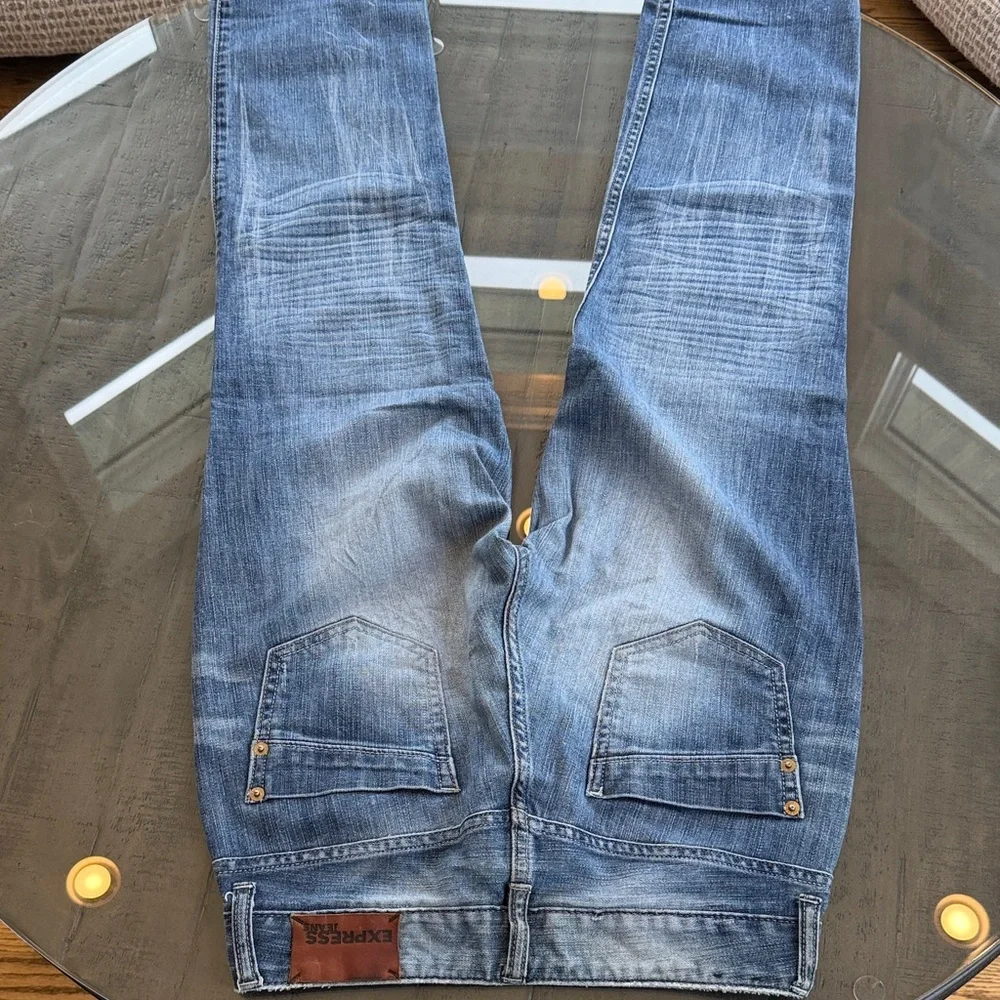 Express Light Blue Jeans. Womens size 00. Inseam: 25” Rise: 8”‎ - Picture 9 of 9